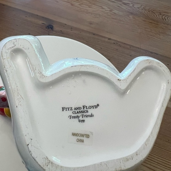 Fitz & Floyd Frosty Friends SnowmanCake Stand - Picture 4 of 8